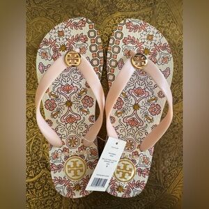 Tory Burch Flip Flops Sz 6 Ballet Pink / Hicks Garden Floral NEW WITH TAGS